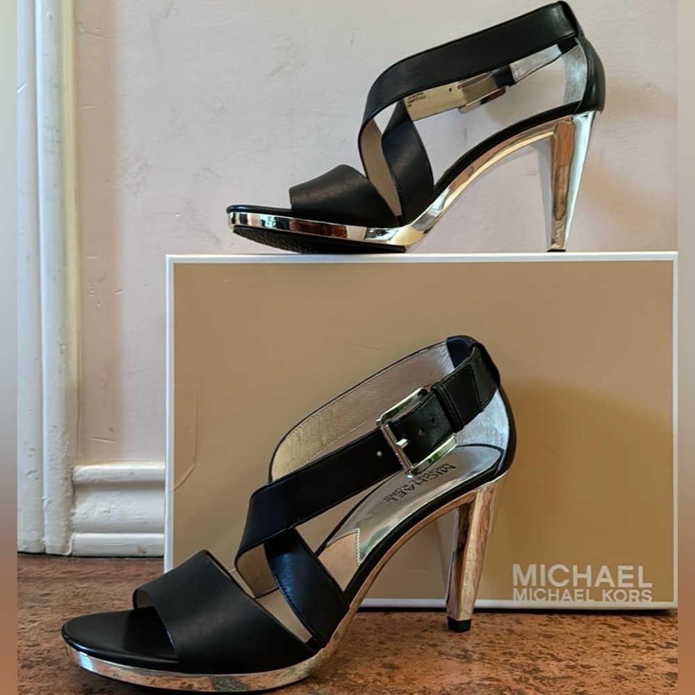 Michael Kors Black Size 8.5 Cross Strap Leather Heal with Silver Sole